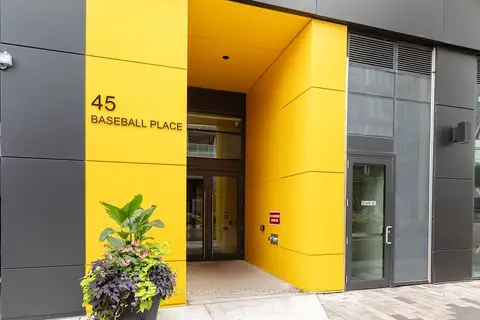 45 Baseball Place 902