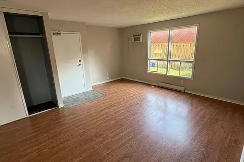 338 Malaga Road 1