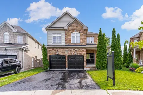 1214 Harlstone Crescent