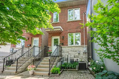 251A Chisholm Avenue
