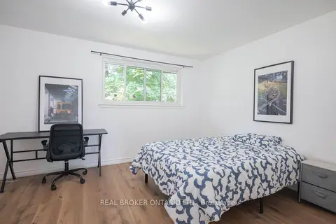 725 military Trail