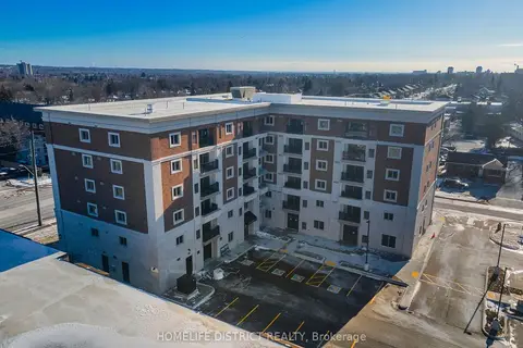 976 Simcoe Street N 604