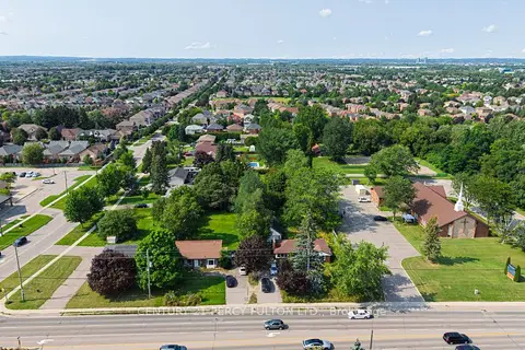 1906 Rossland Road E