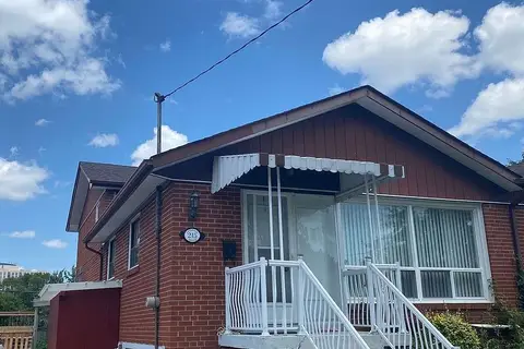215 Vauxhall Drive