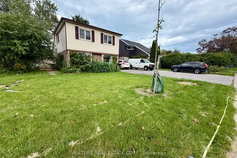 1329 Belair Crescent (Rear)