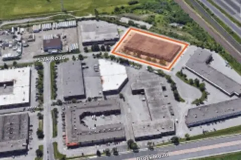 1060 Salk Road 7