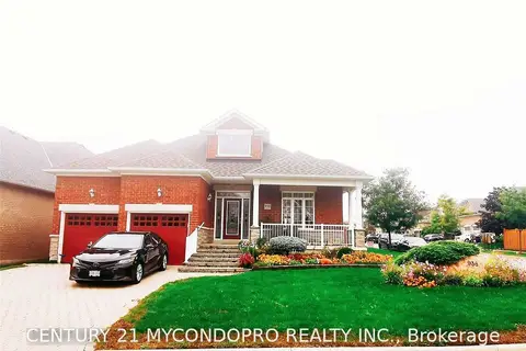 938 Red Deer Avenue