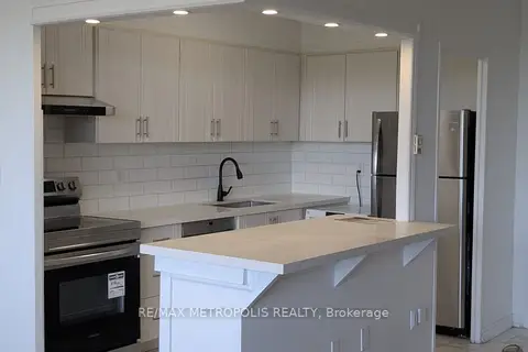 5 Massey Square #607