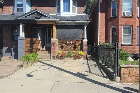 319 Woodbine Avenue