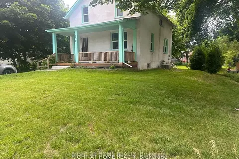 522 Kingston Road W
