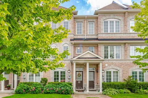 15 Moonseed Court