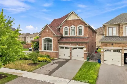 18 Blenheim Circle
