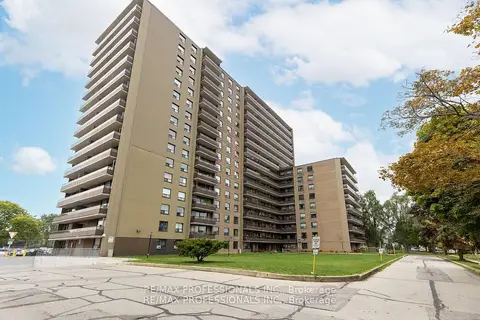 180 Markham Road 1704