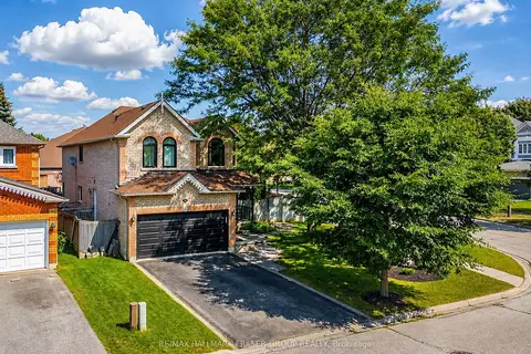 1 Mcneilage Court