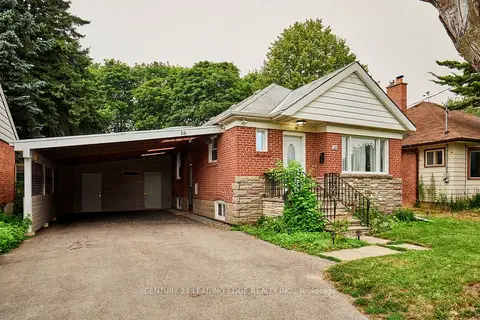 16 McCowan Road