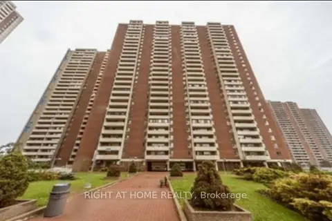 1 Massey Square 2819