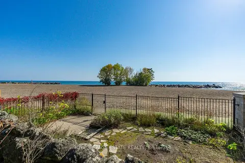 422 Lake Front