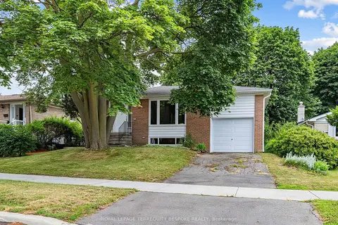 9 Midcroft Drive