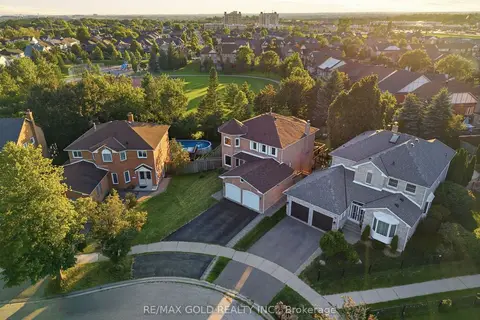 38 Silverbirch Place