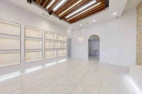 9610 Yonge Street B3