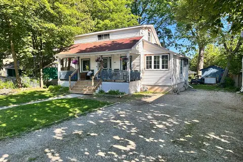 1002 Lake Drive E