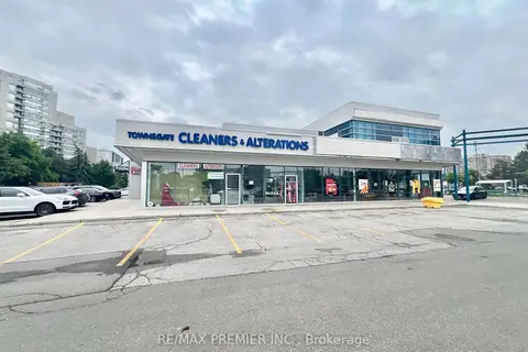 7077 Bathurst Street 7