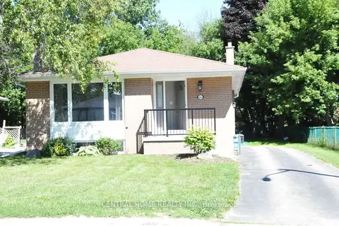 66 Collins Crescent