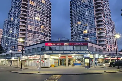 7330 Yonge Street 105