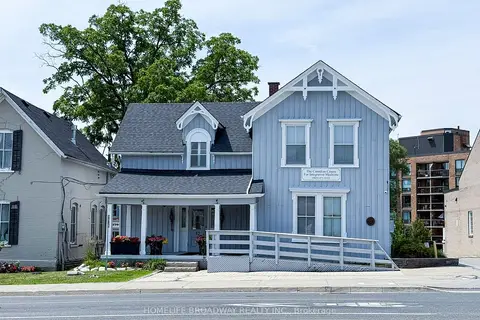 12 Main Street N