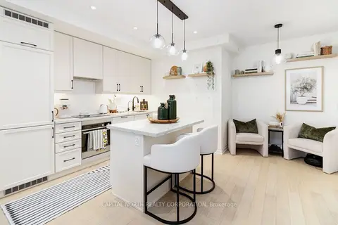 9075 Jane Street 2102