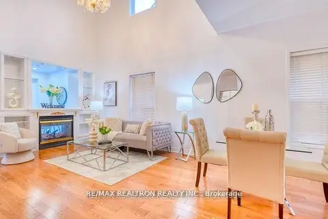 89 English Oak Drive
