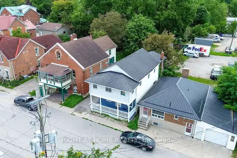 17 Laidlaw St Street S
