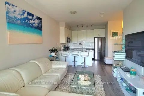 11611 Yonge Street 301