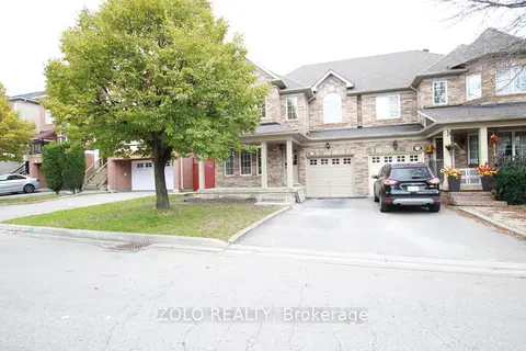 226 Equator Crescent N