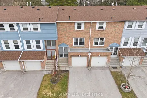 1718 John Street 33