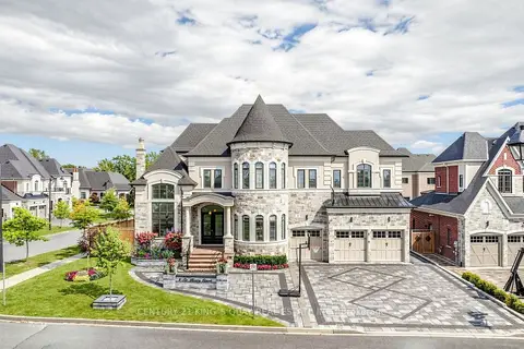 3 Sir Henry Court