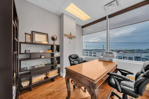 7191 Yonge Street 310