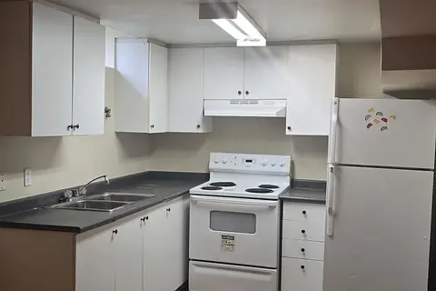 11 Charlton Avenue Basement