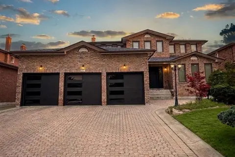 Upper 11 Ravenhill Crescent