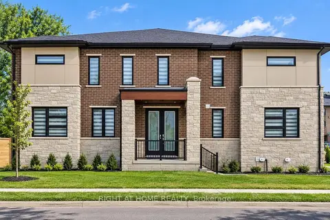 154 Anna Russell Way