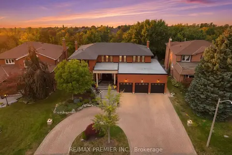 98 Cairnburg Place