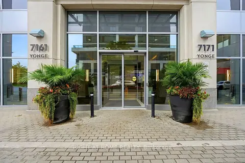7171 Yonge Street 1702