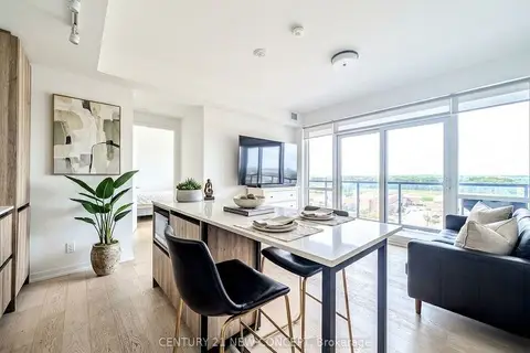 7950 Bathurst Street 1103