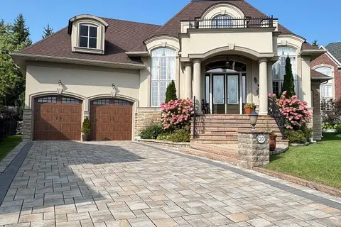 20 Aubrietia Court