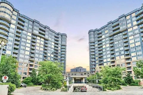 33 Cox Boulevard 318