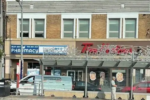 1176-A St Clair Avenue W