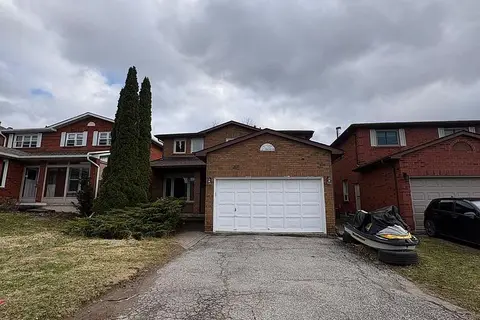 Bsmt 48 48 Marchwood Crescent