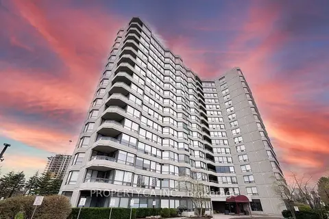 7460 Bathurst Street 605