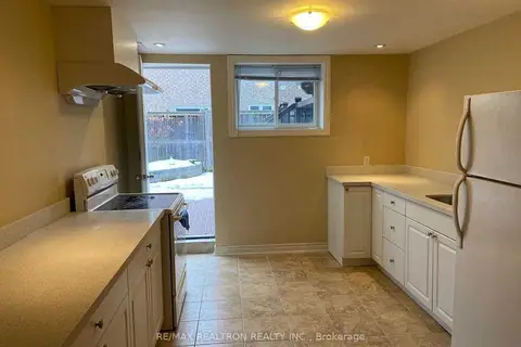 284 Williamson Road Lower