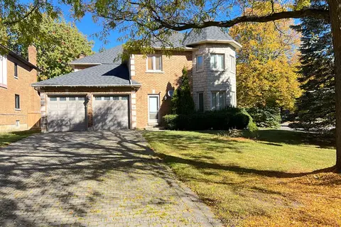 35 Montclair Road N